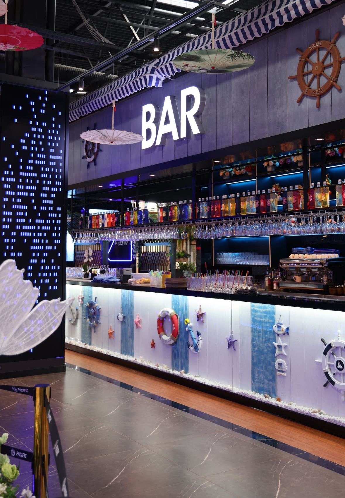 Le bar Pacific Tours